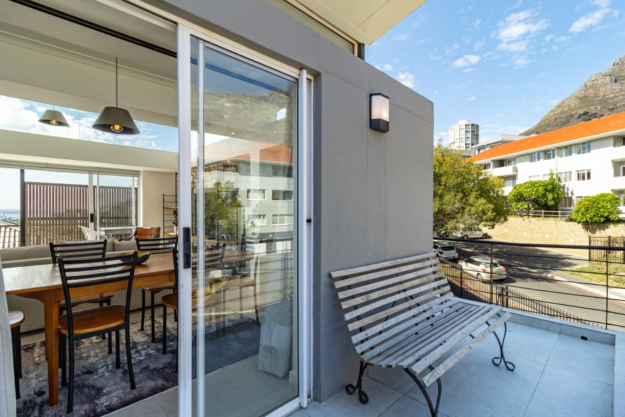 To Let 3 Bedroom Property for Rent in Vredehoek Western Cape